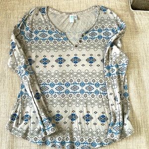 Aventura long sleeved top size L